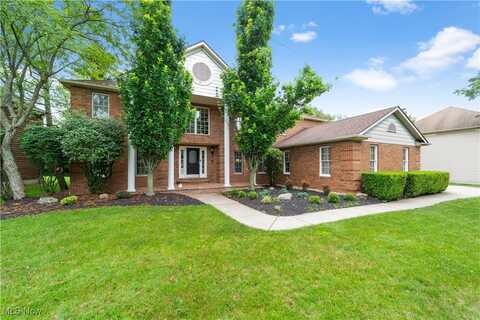 14914 Regency Drive, Strongsville, OH 44149