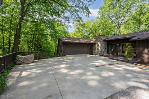 51709 Becker Road, Wakeman, OH 44889