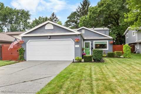 290 Butternut Lane, Berea, OH 44017
