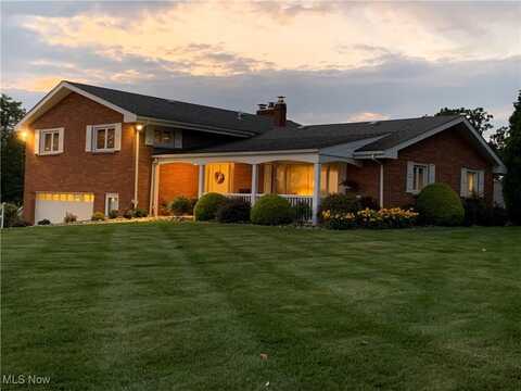 4815 White Oaks Drive, Steubenville, OH 43953
