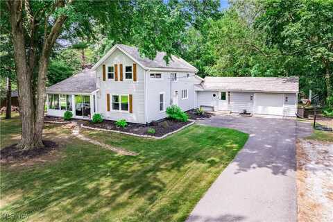 6170 Oberlin Road, Amherst, OH 44001