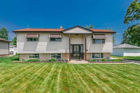 22901 Vera Street, Warrensville Heights, OH 44128