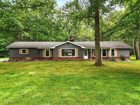 8619 Sugar Tree Drive, Novelty, OH 44072