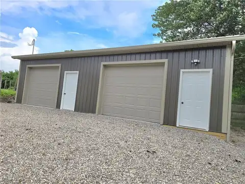 1890 Greenhouse Road, Zanesville, OH 43701