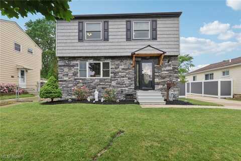 4726 Marcie Drive, Cleveland, OH 44109