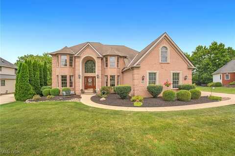 17380 Sawgrass Circle, North Royalton, OH 44133