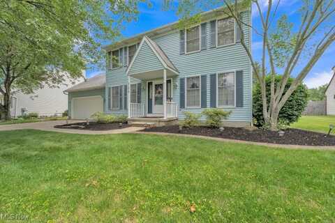 724 Kent Circle, Elyria, OH 44035