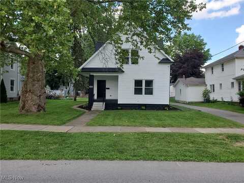 1509 W Market Street, Orrville, OH 44667