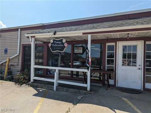 102 Cherry Avenue, Chardon, OH 44024