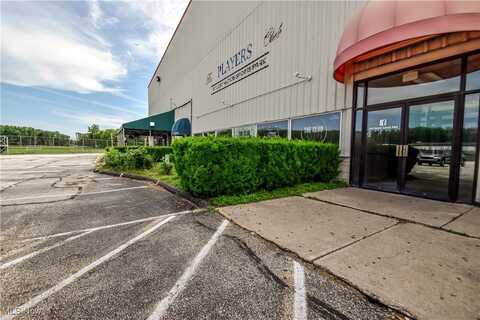 38630 Jet Center Place, Willoughby, OH 44094