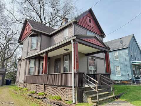 560 Crosby Street, Akron, OH 44302