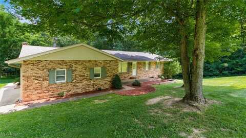 5650 Dillon Hills Drive, Nashport, OH 43830