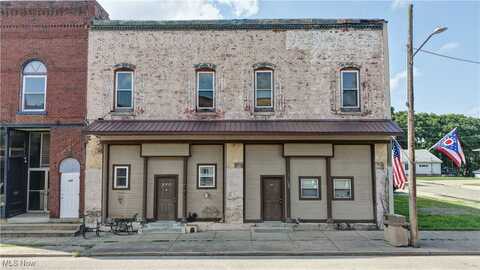 135,137 Main Street E, Beach City, OH 44608