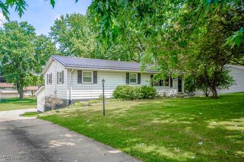 3603 Dotwood Street NW, North Canton, OH 44720