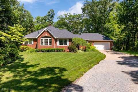 10400 Stoneacre Street NW, Canal Fulton, OH 44614