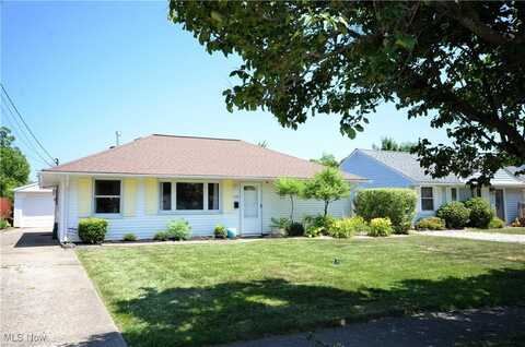 4113 Belle Avenue, Sheffield Lake, OH 44054
