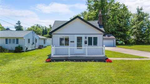 7648 Pinehurst Drive, Mentor-On-The-Lake, OH 44060