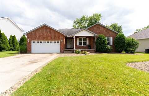313 Crimson Circle, Campbell, OH 44405