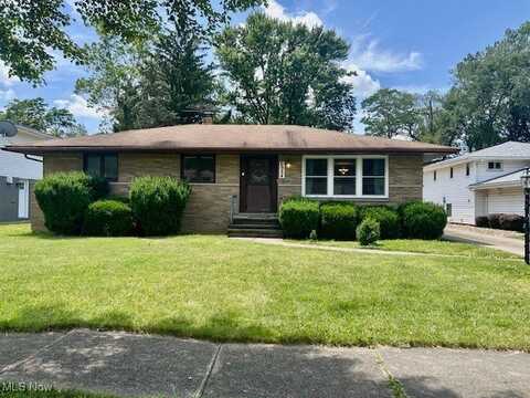 6984 Greenbriar Drive, Parma Heights, OH 44130