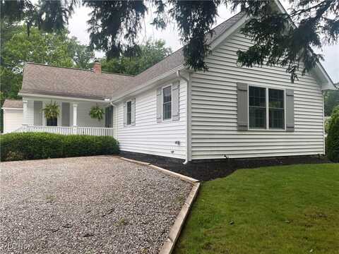 548 Forestview Road, Bay Village, OH 44140