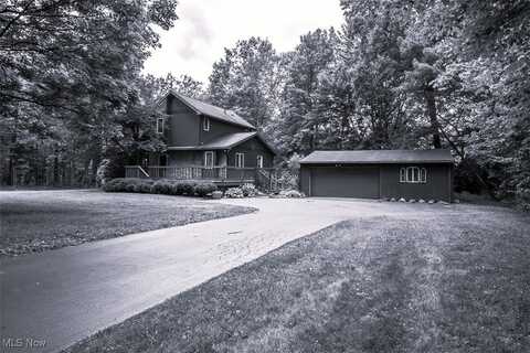 1985 Briarwood Lane, Columbiana, OH 44408