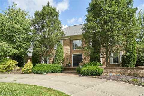 3721 Sanctuary Drive, Bath, OH 44333