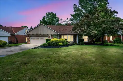 3367 Monticello Boulevard, Cleveland, OH 44118
