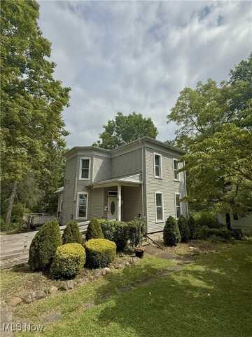 207 N Hambden Street, Chardon, OH 44024