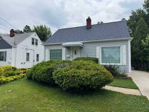 32704 Willowick Drive, Willowick, OH 44095