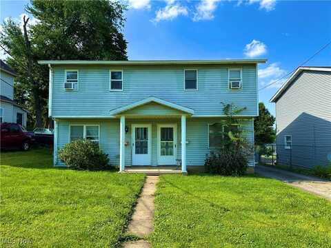 467 Elm Street, Struthers, OH 44471
