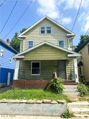 213 Cole Avenue, Akron, OH 44301