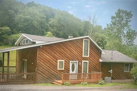1321 Congo Arroyo Road, New Cumberland, WV 26047