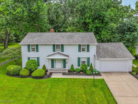 5158 Meadow Wood Boulevard, Lyndhurst, OH 44124