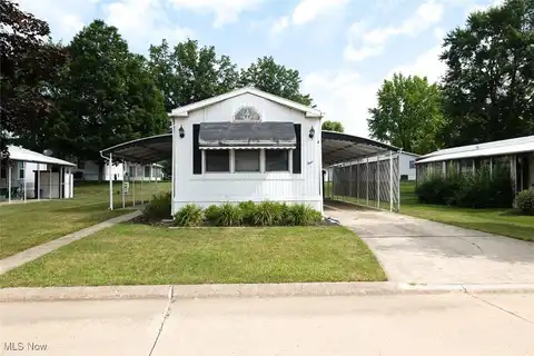 4 Sycamore Drive, Olmsted Twp, OH 44138