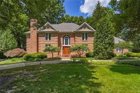 3773 N Shore Drive, Akron, OH 44333