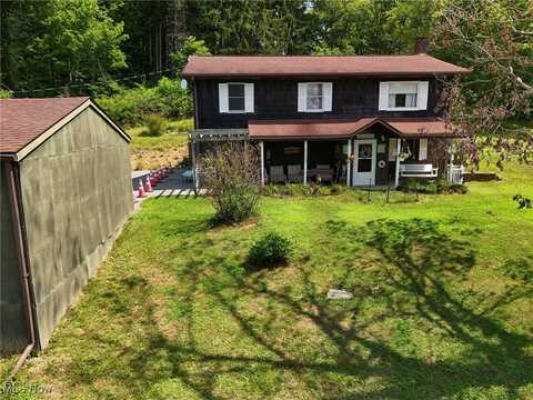 47990 Moore Road, East Liverpool, OH 43920