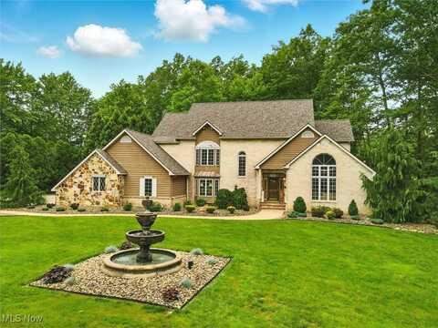 2526 Ashbrook Drive, Ashtabula, OH 44004