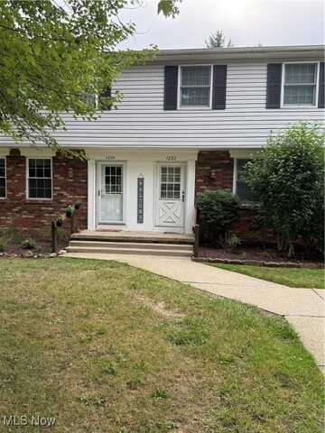 1222 N Carpenter Road, Brunswick, OH 44212