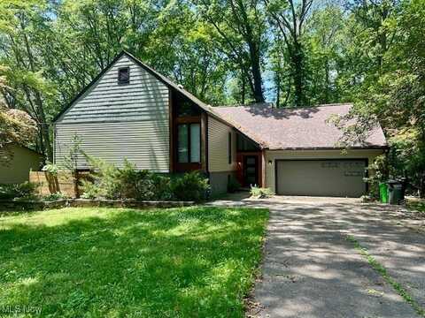 507 Vinewood Avenue, Tallmadge, OH 44278