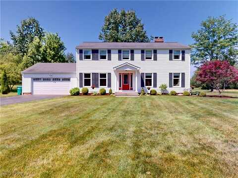 10486 Hobart Road, Kirtland, OH 44094