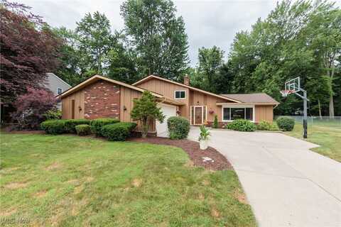 27645 Linwood Circle, North Olmsted, OH 44070