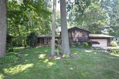 746 Deerwood Drive, Tallmadge, OH 44278