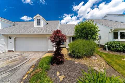 5730 Emerald Ridge Parkway unit: B, Solon, OH 44139