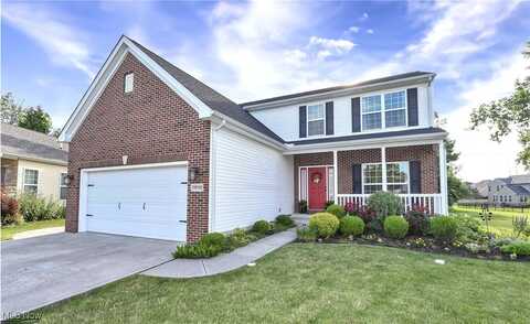 39098 Caistor Drive, Avon, OH 44011