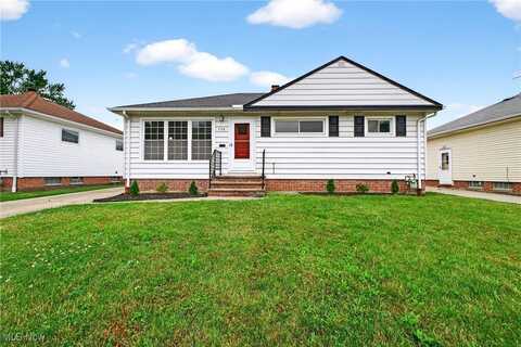 738 Sterling Road, Wickliffe, OH 44092