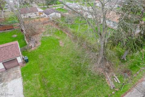 Meadowbrook Avenue, Alliance, OH 44601