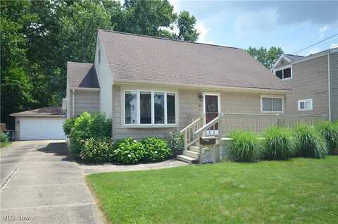 759 Tallkron Drive, Akron, OH 44305
