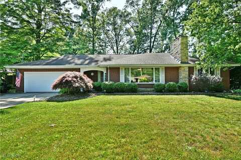 358 Wainwood Drive SE, Warren, OH 44484