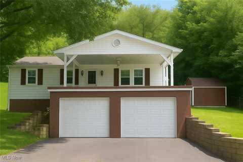 20 Phaeton Avenue, Chester, WV 26034