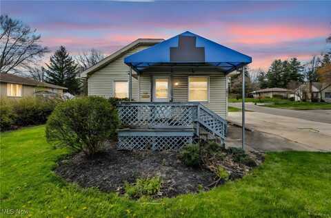 1635 Whipple Avenue NW, Canton, OH 44708